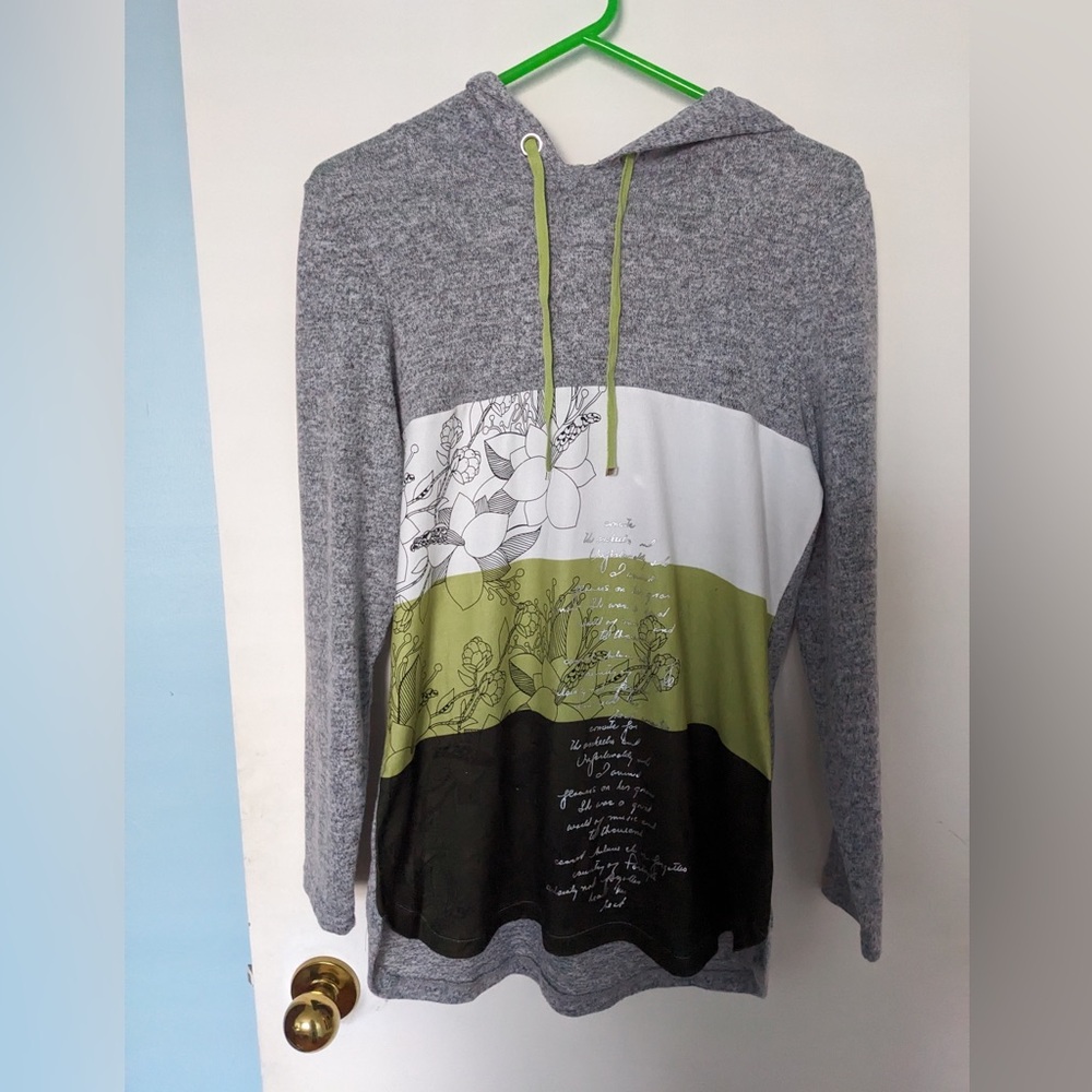 Le Grenier Gray and Green Hooded Sweatshirt with Floral Design